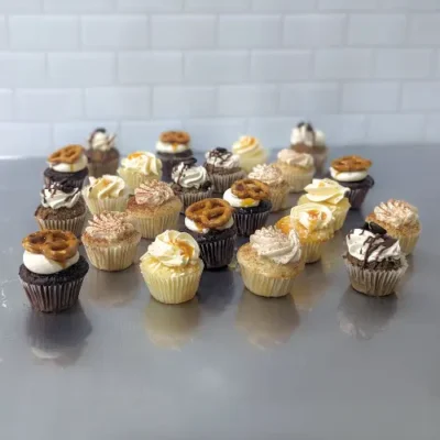 Boozy mini cupcakes 24 pack from calgary's kakes & kanvas